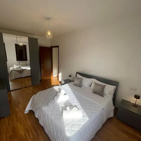 Casa Anna-appartamento Con Garage- * Arezzo